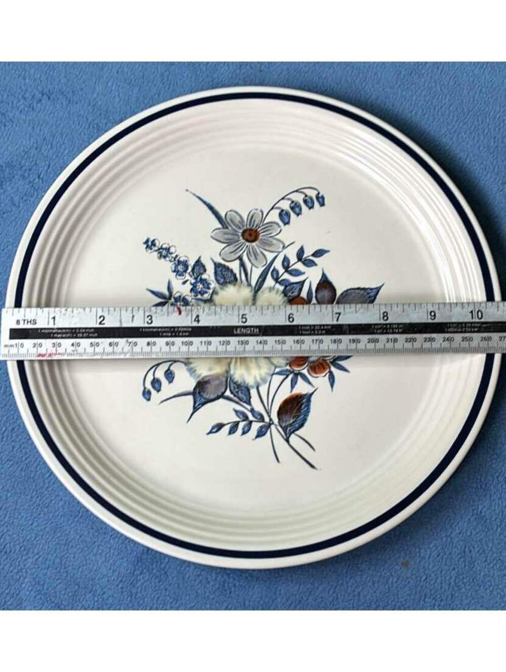 Town & Country Collection Blue Ridge Dinner Plate - Picture 3 of 3